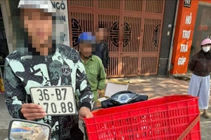 Vi phạm hàng loạt lỗi giao thông, một shipper bị phạt 30 triệu đồng