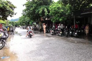 Công an và một phụ nữ tử vong sau nhiều tiếng súng trong nhà