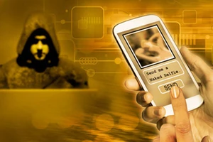 Trộm clip nóng để tống tiền