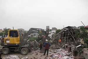 Vụ nổ 4 người chết, những người sống bàng hoàng