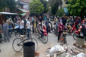 Cưa thùng phuy dầu phát nổ khiến 1 bảo vệ tử vong 