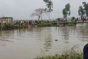 Truy đuổi, một người nhảy sông tử vong