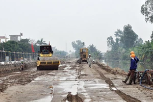 Vụ nghỉ dạy để giao đất: 9 giáo viên trở lại làm việc 