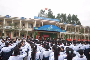 Thực hư trường THCS thu đầu năm 8,5 triệu đồng