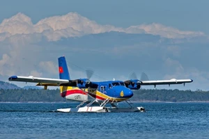 Thủy phi cơ từ Hà Nội đến Cô Tô hết 1 giờ