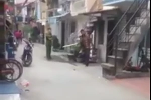 Phó công an phường bị kẻ ngáo đá đâm trọng thương