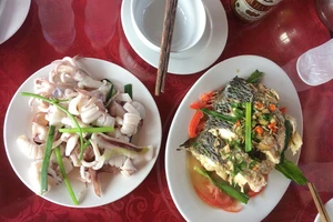 Xử lý tàu du lịch 'chặt chém' bữa ăn 8 triệu đồng