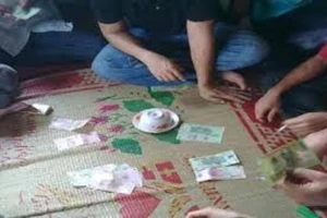 14 con bạc liên tỉnh sát phạt cuối năm 