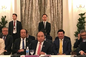 Thủ tướng dự phiên họp toàn thể Hội nghị cấp cao ASEAN