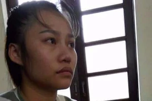 Bắt cô gái tàng trữ hơn 500 viên ma túy tổng hợp