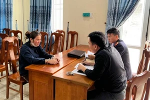 Đang giao tiền công vận chuyển hơn 13 kg ma tuý thì bị bắt