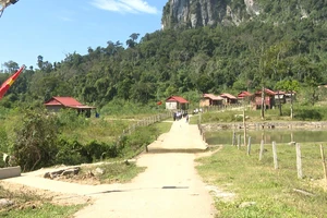 1 Bí thư xã bị cách hết chức vụ trong Đảng vì đánh bạc