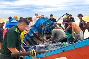 Tìm thấy thi thể ngư dân Quảng Bình mất tích trong trận giông lốc