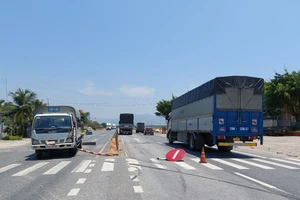 Xe tập lái gặp tai nạn, 4 thầy trò nhập viện cấp cứu