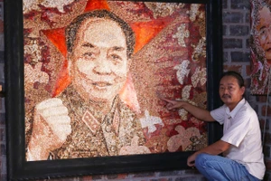 Vẽ tranh Đại tướng Võ Nguyên Giáp bằng 1.000 vỏ trứng