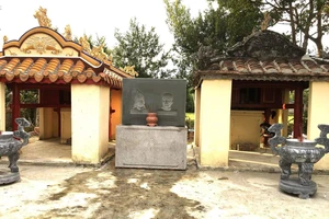 Huế: Yêu cầu dừng tổ chức cúng giỗ vua Quang Trung tại Miếu Đôi