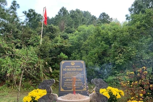 Khu mộ Đại tướng Võ Nguyên Giáp mở cửa cho du khách đến viếng trở lại