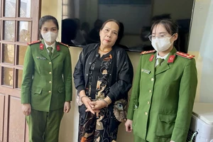 Bắt tạm giam người phụ nữ dùng mạng xã hội để xúc phạm người khác