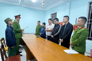 Quảng Bình: Khởi tố 7 người chơi lô đề