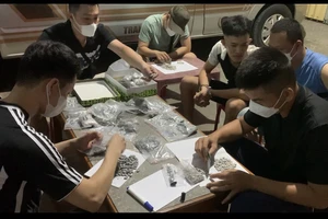 Bắt 3 thanh niên, thu giữ hơn 6.000 viên ma túy