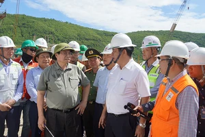 Thủ tướng Phạm Minh Chính kiểm tra 3 dự án trọng điểm tại Quảng Bình
