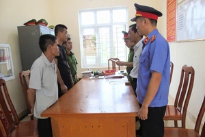 Cãi nhau trong đám giỗ, cháu chém chú họ 