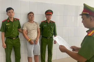 Nghi phạm sát hại bạn gái ở nhà nghỉ tại Đà Nẵng bị khởi tố tội giết người