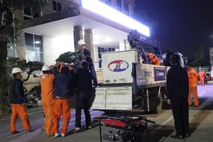 Điện lực Quảng Trị cử 54 người xuất phát trong đêm đến Đắk Lắk