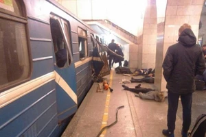 Clip: Hiện trường nhà ga St.Petersburg sau vụ đánh bom