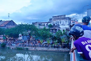 1 người đàn ông mất tích khi nhảy cầu Chà Và