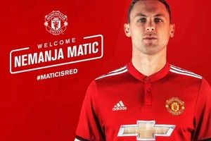 5 điều thú vị về 'tấm chắn thép mới' của MU