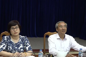 Lãnh đạo Quận 5 gỡ nút thắt cho tiểu thương chợ An Đông