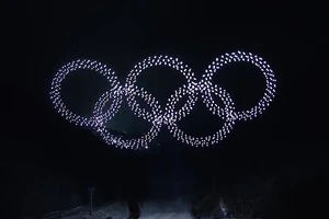 Ngắm bữa tiệc ánh sáng từ drone ở Olympic mùa đông 2018