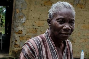 Nỗi ám ảnh của người sống sót trong 'tâm bão' Ebola