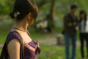 Người cũ giữ trái tim của chồng