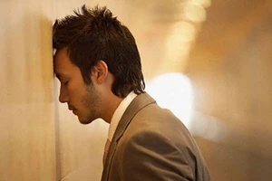 'Vợ chồng tôi đang sống kiểu gì vậy!"