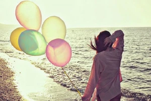 Coi chừng lộn, không phải yêu đâu!