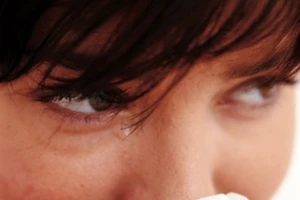 Chồng trốn nợ, vợ 'một mình chống mafia'