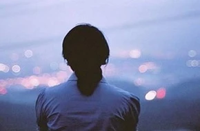 Chồng chết, em hủy thai vì biết mình có H