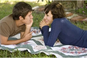 Làm gì với anh chàng ‘ghen như điên’?