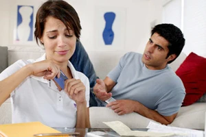 Phải chấm dứt điệp khúc hết tết là hết tiền