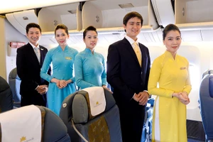 Vietnam Airlines lấy ý kiến hành khách về đồng phục mới 