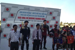 Giải đua xe mô tô Suzuki Raider R150CC hệ chuyên nghiệp