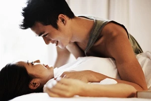 Bi hài chuyện đặt bùa phòng the