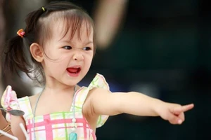 Vì sao cần gỡ bỏ hình ảnh con mình trên FB ngay bây giờ?