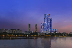 Cất nóc dự án Gateway Thảo Điền