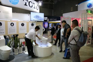 TOTO ra mắt hai sản phẩm mới tại EPIF 2017