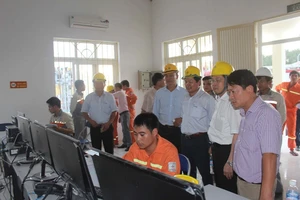 Đóng điện công trình 'Đường dây và TBA 110kV Hương Khê'