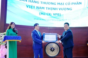 1,33 tỷ cổ phiếu VPB chính thức niêm yết tại HOSE