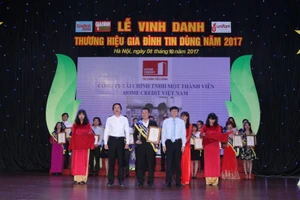 Home Credit giành giải Thương hiệu Gia đình tin dùng
